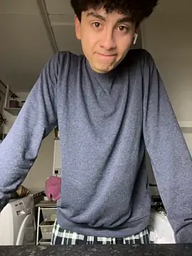 hungspanishtwink online show from 03.10.26