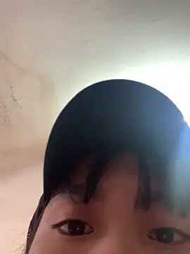 Snapshot of Mon_babyy chatting on 01.11.26 Mon babyy online show from 01.11.26