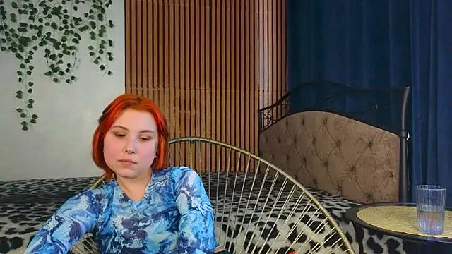 Snapshot of RavenOpaline chatting on 03.02.26 RavenOpaline online show from 03.02.26