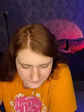 NicollVeys online show from 12.05.25