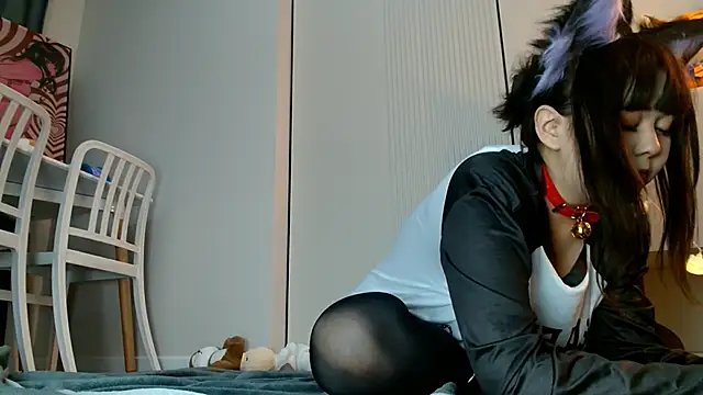 minji snow online show from 06.05.26