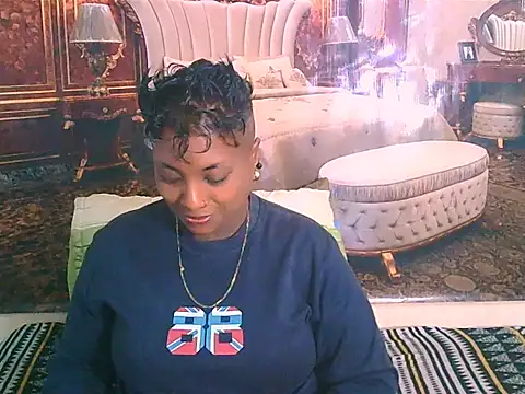 Snapshot of IndianBerries chatting on 12.05.25 IndianBerries online show from 12.05.25