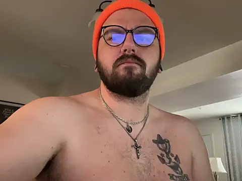 Snapshot of AGoodTimeCumming chatting on 12.04.25 AGoodTimeCumming online show from 12.04.25