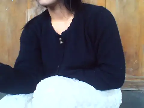 Snapshot of izi_08 chatting on 12.05.25 izi 08 online show from 12.05.25