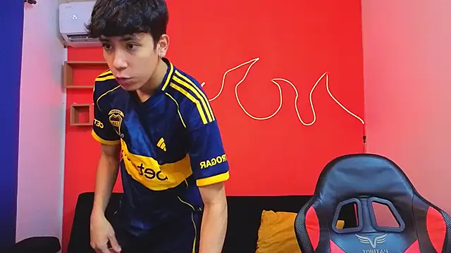 Neo Twink online show from 02.22.26