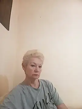 Snapshot of Calypso-Loove chatting on 04.09.26 Calypso-Loove online show from 04.09.26