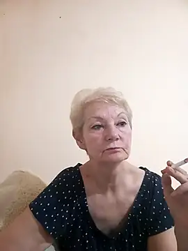 Snapshot of Calypso-Loove chatting on 04.11.26 Calypso-Loove online show from 04.11.26