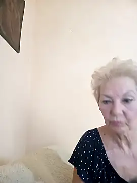 Snapshot of Calypso-Loove chatting on 04.14.26 Calypso-Loove online show from 04.14.26