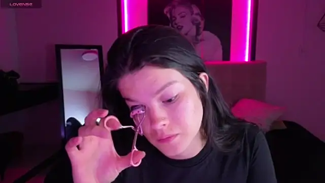 Sara valderrama  online show from 02.12.26