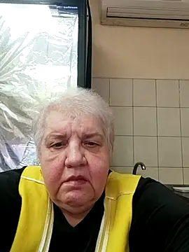 HapinessLovee online show from 12.17.25