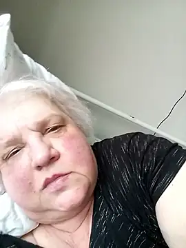 HapinessLovee online show from 03.30.26