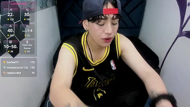 Kiara Fox   online show from 01.08.26