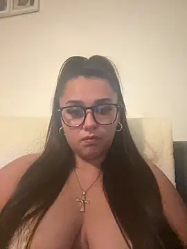 Wild Busty Niyah XX online show from 03.30.26