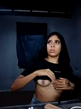 Vaness hot online show from 03.18.26