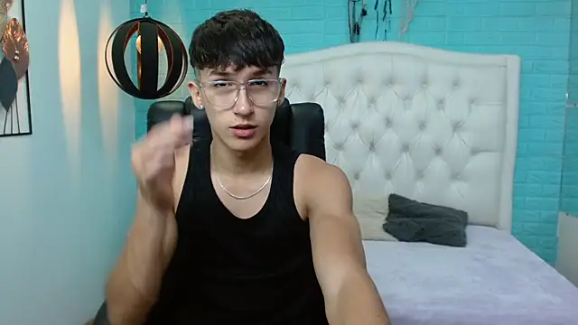 jeremy job online show from 04.12.26