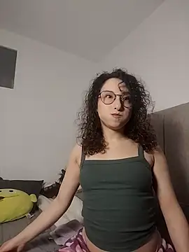 Snapshot of little__ammy chatting on 02.09.26 little ammy online show from 02.09.26