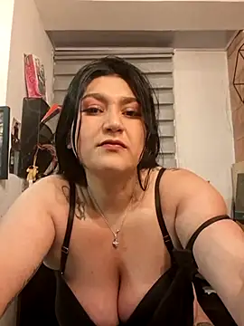 Magenta Moon online show from 03.01.26