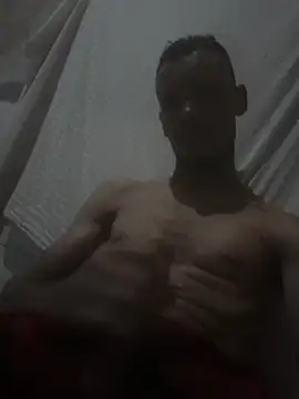 Snapshot of Alyssonstts chatting on 12.05.25 Alyssonstts online show from 12.05.25