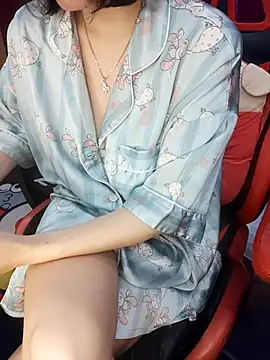 Snapshot of Alone_nothing chatting on 03.20.26 Alone nothing online show from 03.20.26