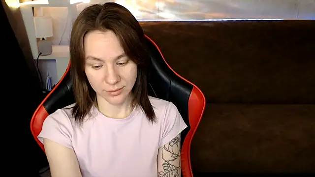 MiaBun1 online show from 01.12.26