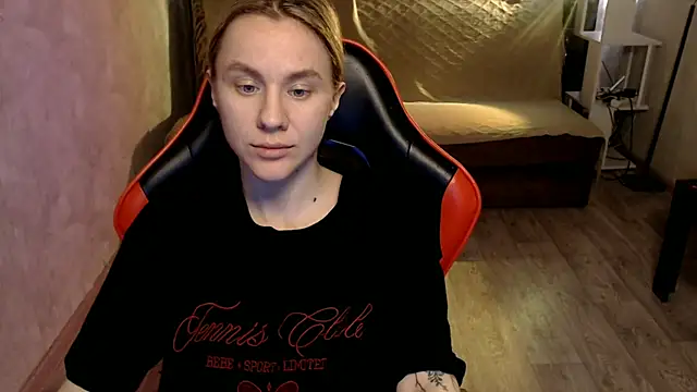 MiaBun1 online show from 04.04.26