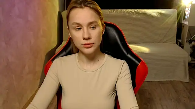 MiaBun1 online show from 04.09.26