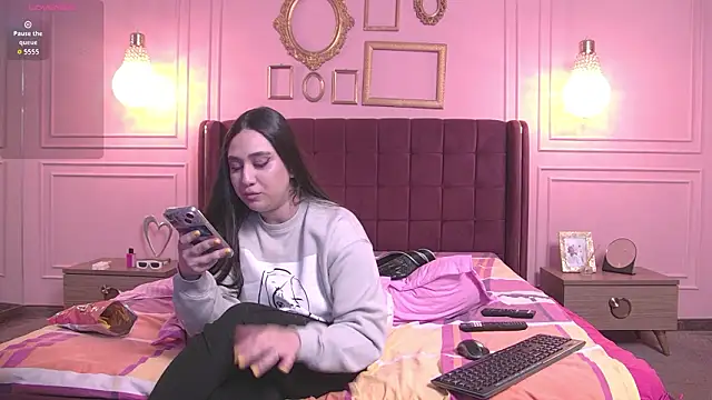 KendallVelvet online show from 03.14.26