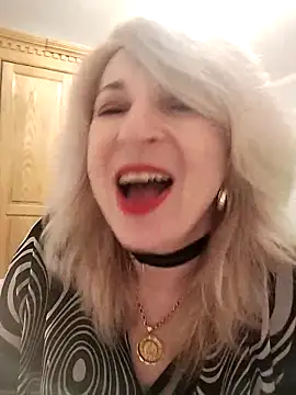 AhlyssaLove1155 online show from 02.21.26