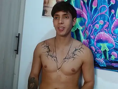 Wolf light online show from 12.22.25