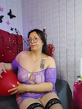 Snapshot of Susana_Rojas chatting on 02.15.26 Susana Rojas online show from 02.15.26