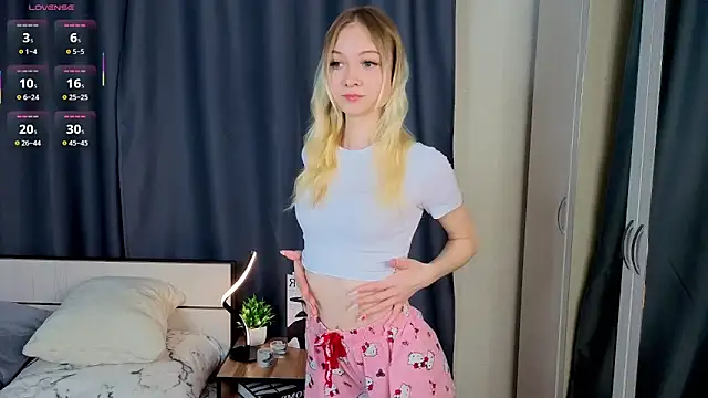 BeliaFrobish online show from 01.14.26