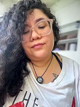 VanesssaMilf  online show from 03.15.26