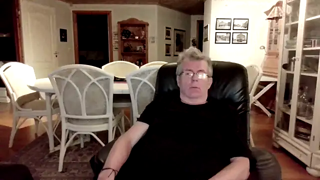 Mortimer Orawan online show from 02.03.26