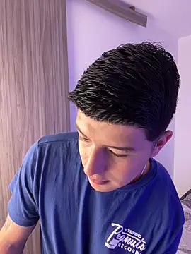 Goldenknight33 online show from 12.20.25