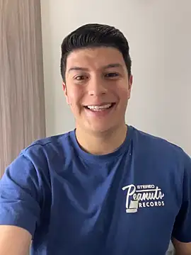 Goldenknight33 online show from 02.07.26