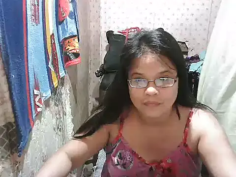 Hotty babe23 online show from 12.13.25