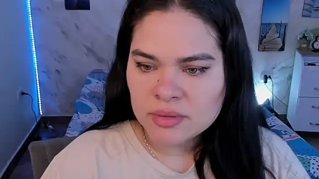 NinaFuentes2X online show from 05.06.26