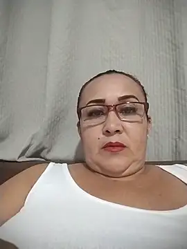 Nini Love  online show from 04.11.26