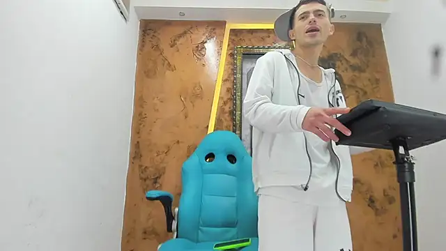 Snapshot of Jhostonex chatting on 02.16.26 Jhostonex online show from 02.16.26