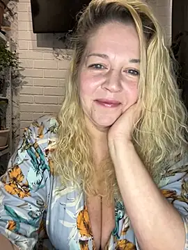 JenniferCarmen online show from 03.17.26