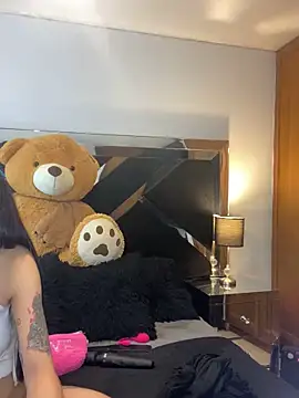 Snapshot of Moon_Magic666 chatting on 02.12.26 Moon Magic666 online show from 02.12.26