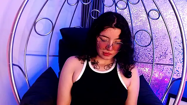 Lilibeth 01 online show from 12.17.25