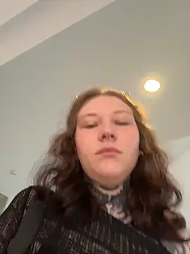 FionaMurr online show from 12.16.25