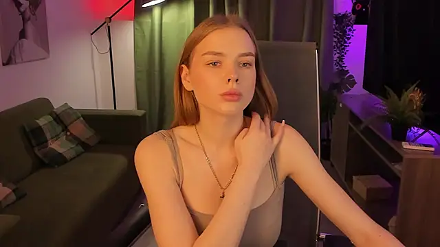 BellaHaadiid online show from 01.08.26