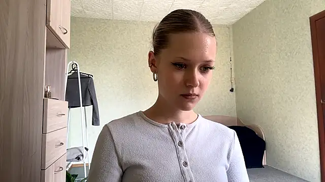 ZaidaSchwarten online show from 03.27.26