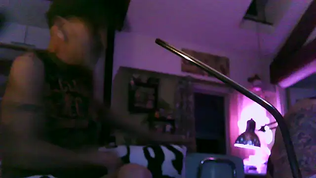 4skinlvrI online show from 03.13.26