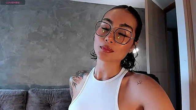 ValerieAustin online show from 11.24.25