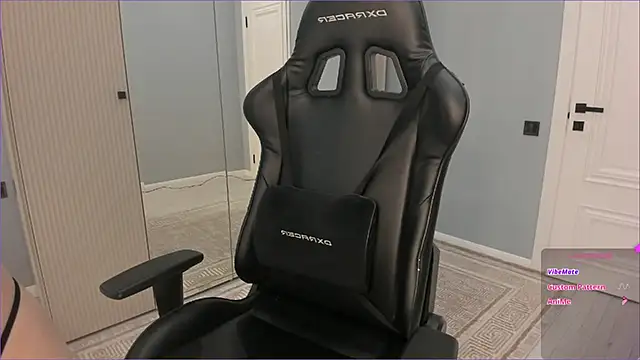 lovelymikky online show from 04.07.26