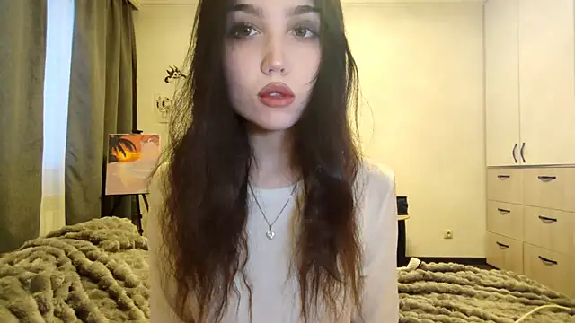 Qwami Amie online show from 12.19.25