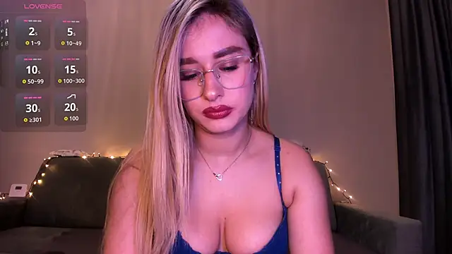 Snapshot of JessyyJ chatting on 01.10.26 JessyyJ online show from 01.10.26